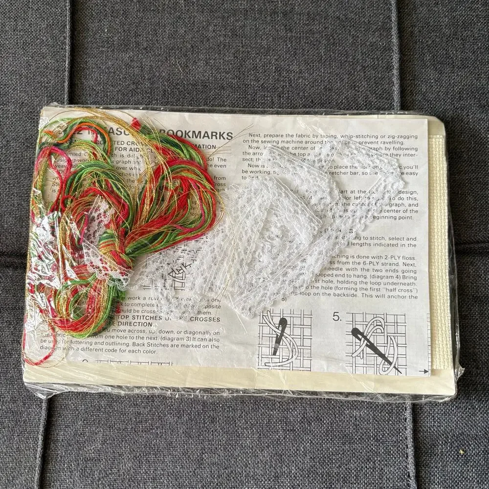 Treasured Bookmarks Vintage Counted Cross Stitch Kit The Creative Circle - 1988